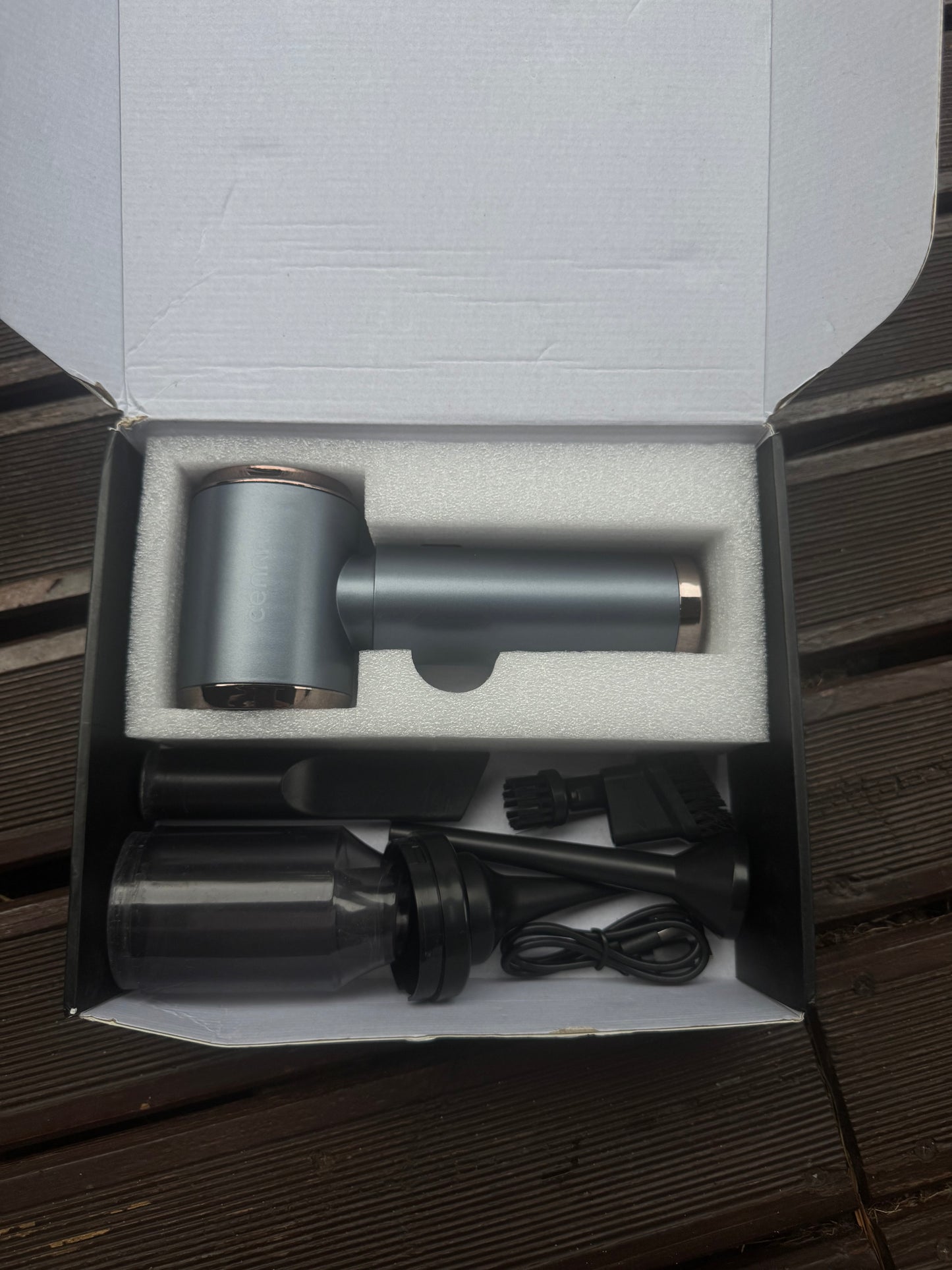Cordless Vacuum Cleaner
