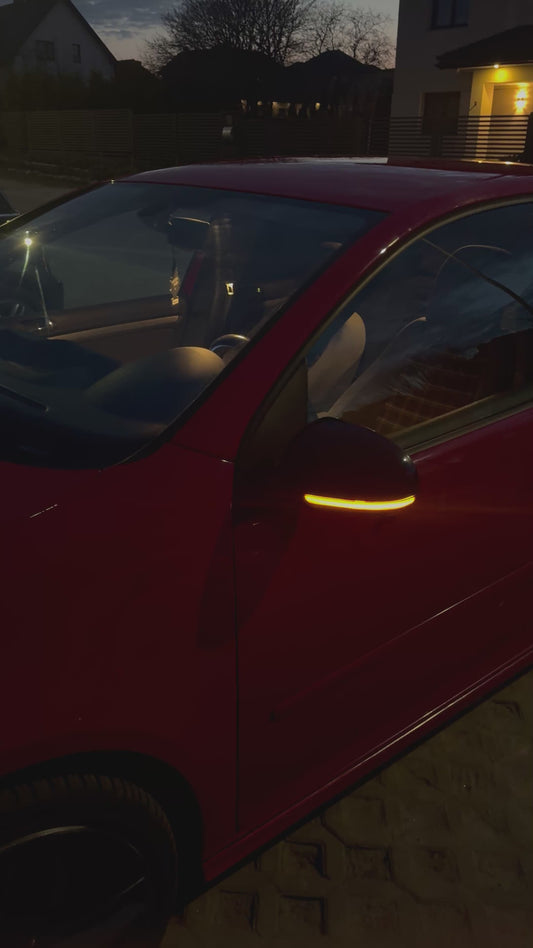 Dynamic Turn Signals